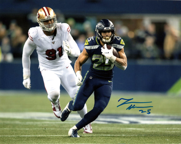 Travis Homer Signed 8x10 Photograph #2